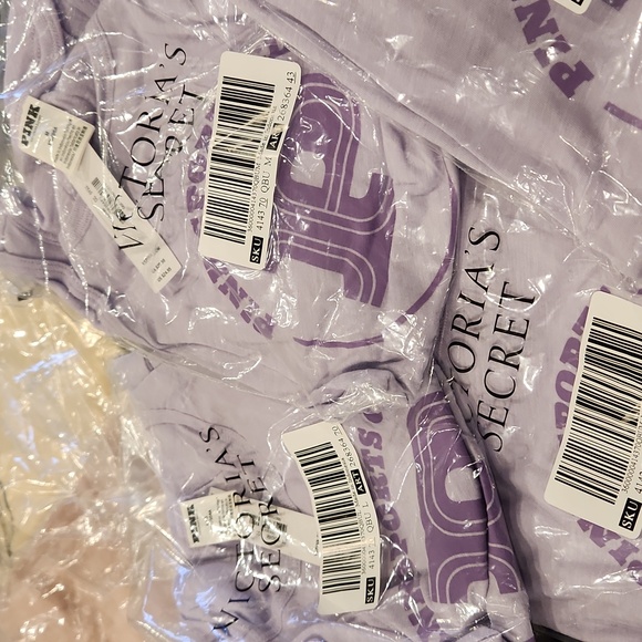 Victoria's Secret Pink - COTTON CROPPED RACERBACK TANK TOP - Picture 4 of 6